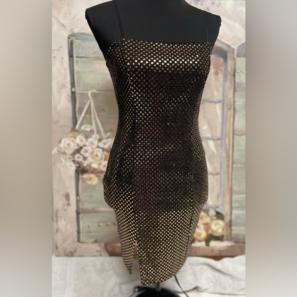 Black and Gold Bodycon cocktail dress